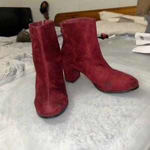 Elegant Burgundy Suede Ankle Boots